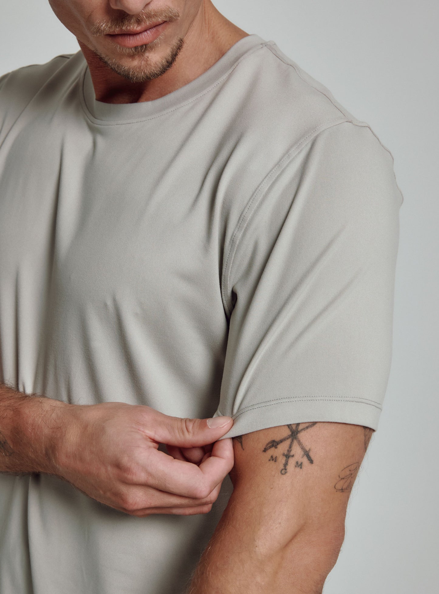 "Mens" Core Crew Neck Tee