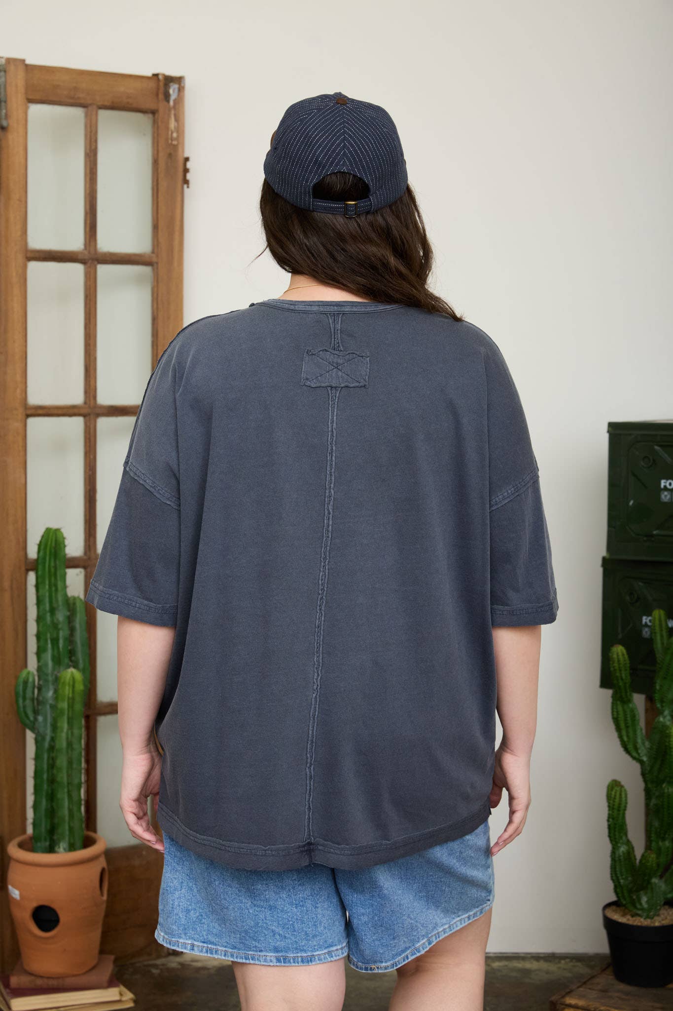 Washed Exposed Seam tee