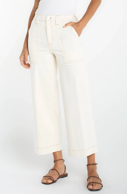 Stride Wide Leg Crop With Patch Pocket