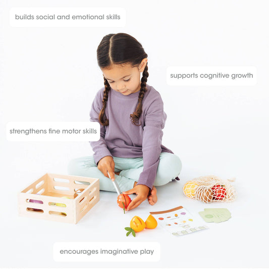 Wooden Farmers Market Toy Set, 21-Piece Pretend Play
