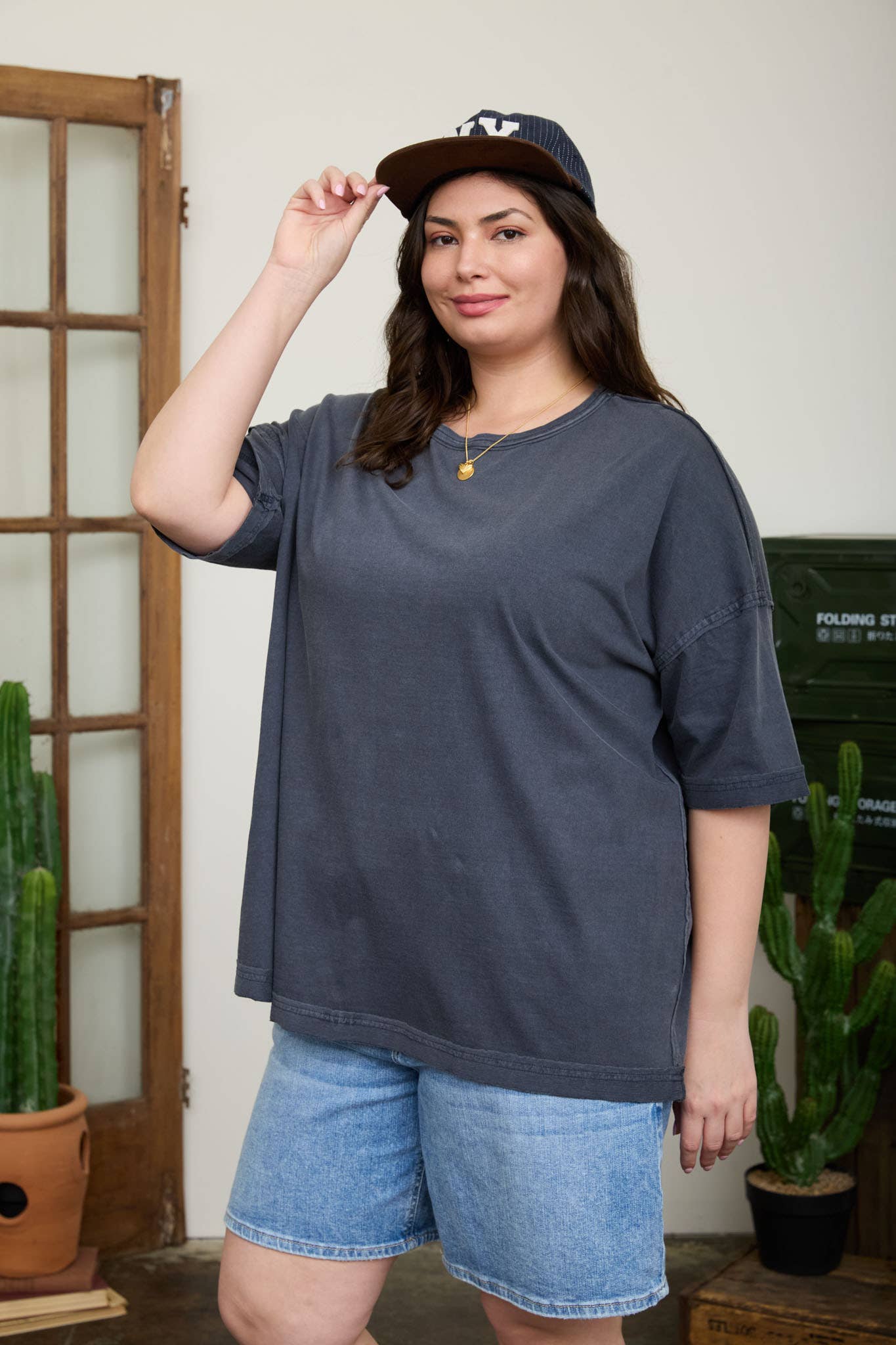 Washed Exposed Seam tee