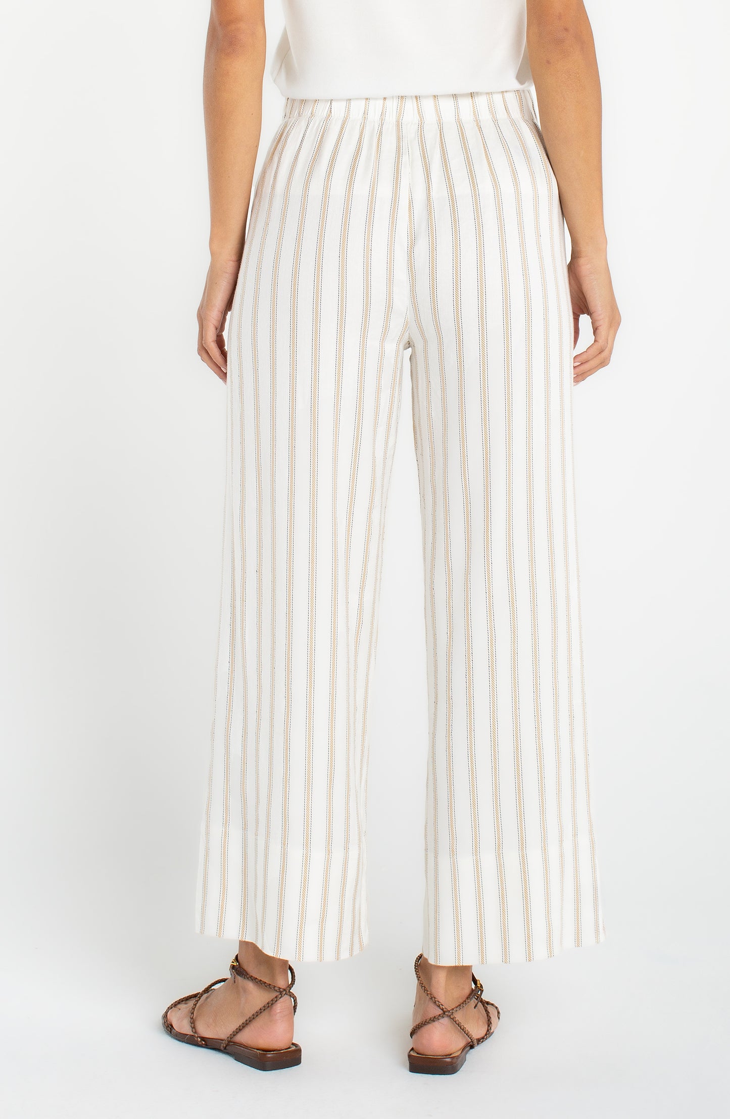 Pull-On Wide Leg Crop Trouser 26' ins