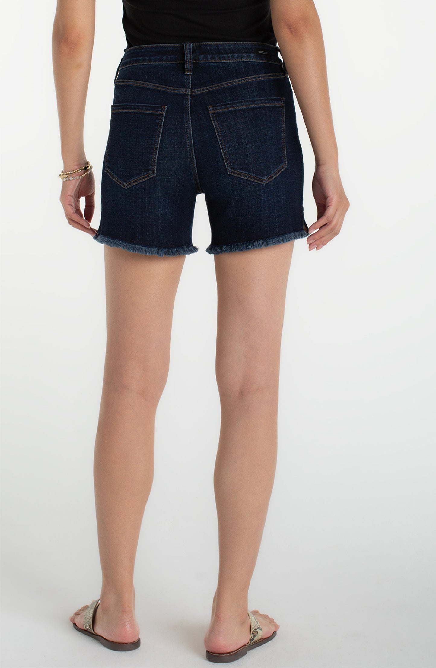 Vickie Frayed Hem Short