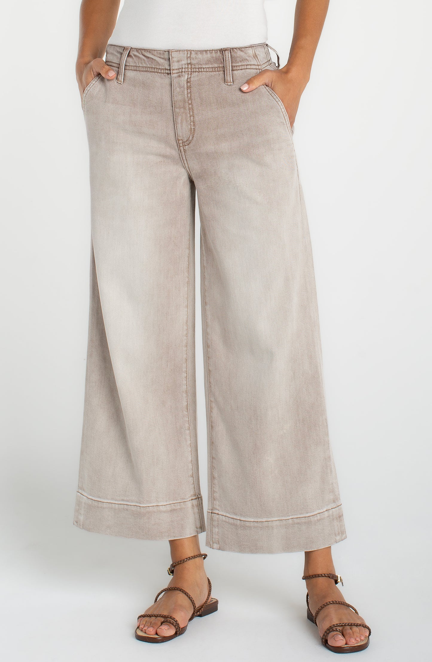 Weekender Crop Wide Leg 26' inseam